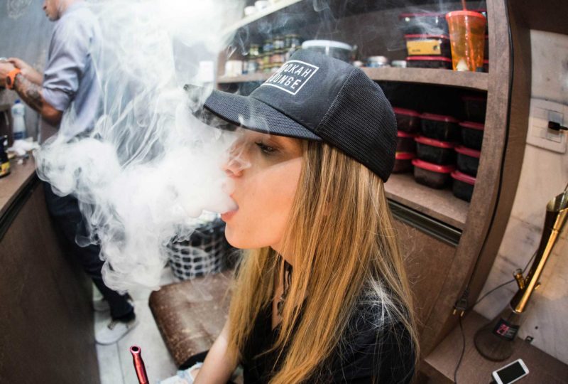 The Issues with Vaping and How You Can Avoid Them with CBD